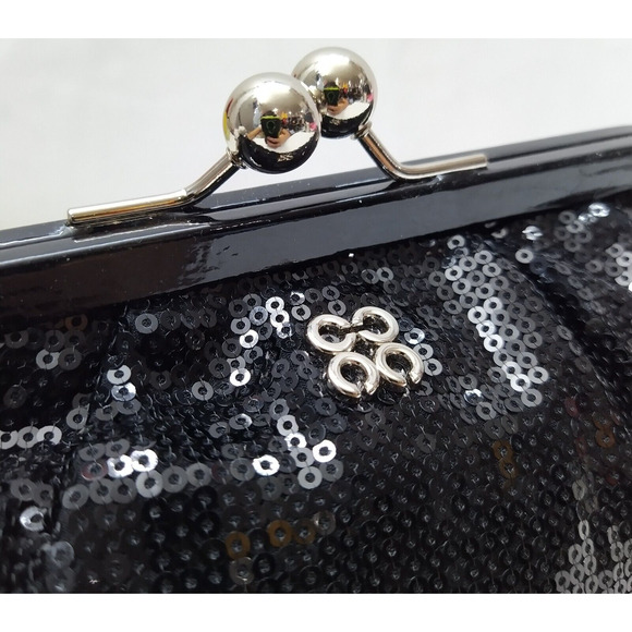 Coach Black Sequin Kisslock Framed Large Evening Clutch - Wristlet - Picture 4 of 14